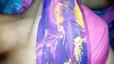 Desi hawt bhabhi enjoying saree sex in doggy position