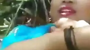 Fingering Hairy Pussy Of Sexy Punjabi Girl In Forest