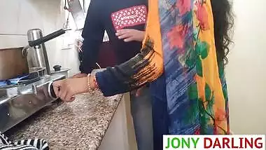 Saasu Maa Ki Chudai Wo Bhi Kitchen Mein- Jony Darling