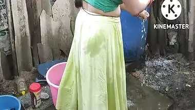 Anita Yadav Bathing Hot And Sexy Figures Beautiful Boobs