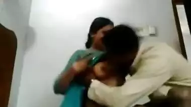 Indian Sex Video Of Cheating Mature Wife With Husband’s Friend