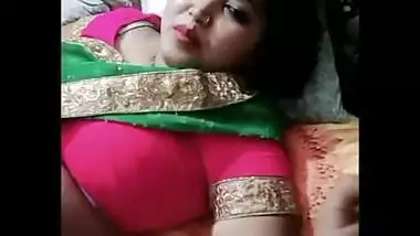 chubby housewife bhabhi manju maami hot show in bed