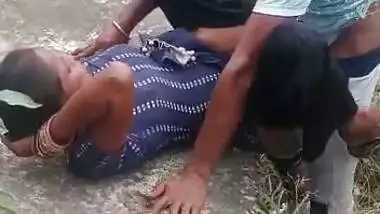 Bihari Randi chudai outdoor sex MMS