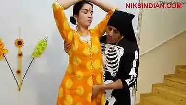 Guru dwara Indian ashram mai hot pussy fuck ki best porn clip
