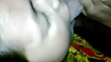 Horny Desi guy drills XXX pussy of Bhabhi after she gives him blowjob