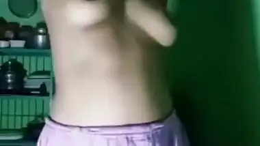Desi Beautiful Sexy Girl Make Video For Lover
