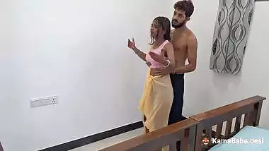 Pervert takes advantage of dancer stepsister in desi porn
