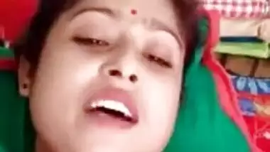 Desi Bhabhi Shows her Boobs and Pussy On VC