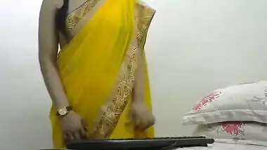 Indian Camgirl Mina 03