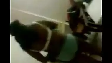 Big boobs mallu house wife home made blowjob video