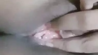 Wet pussy Bengali girl fingering hairy pussy