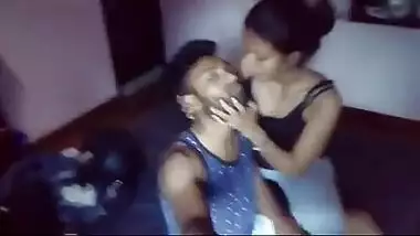 HD Indian sex mms of Hyderabad office pair