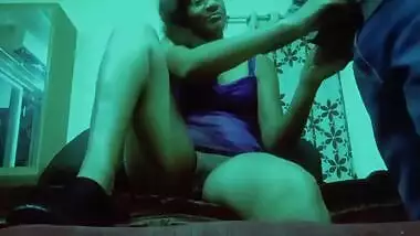 Desi aunty fing her pussy