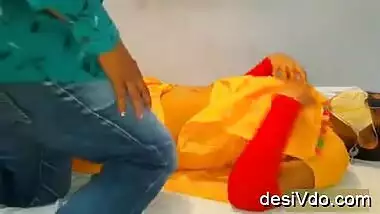 cute anandhi bhabhi in yellow salwar fucked & recorded