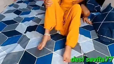 Desi savita first time full indian yellow punjabi dress fucking on bed