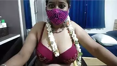 Super Tamil Bhabhi webcam show