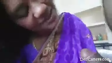 Telugu Aunty Loves This Man’s Penis