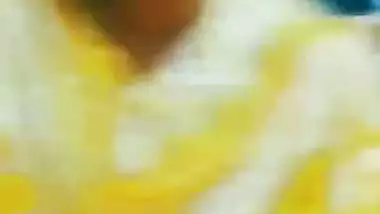 Village girl’s desi video call sex MMS with a stranger
