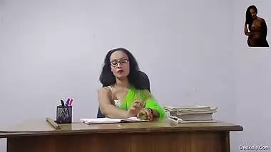 Desi Bhabhi Roleplaying as a Teacher Masturbating with Stick & Giving Blowjob