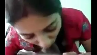 Newly married bhabhi sucks and fucks her young neighbour
