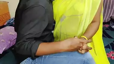 Fucking Indian Desi in hot yellow saree (part-1)