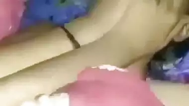 18 yr old girl records her Indian teen porn on her first sex