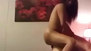 A gay fucks a young guy’s asshole in the Indian gay sex video