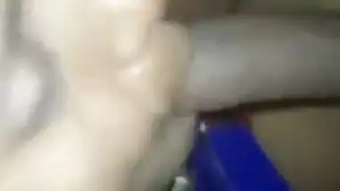 XXX pornographer fucks the fetching Desi girl's mouth in MMS tape