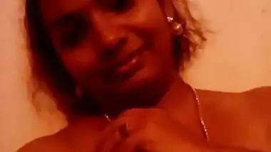 Tamil wife nude selfie video for her lover
