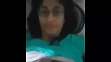 Tamil girl Huge boobs and Sucking at home