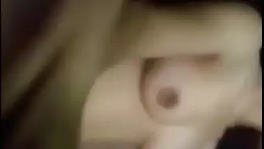Desi hot girl releasing her first masturbation video