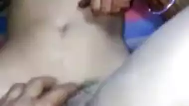Desi wife pussy fingering by husband