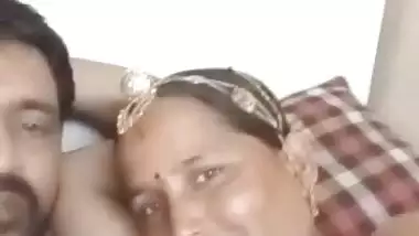 Mature aunty hugging topless big boobs viral show