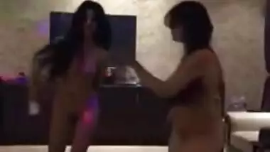 Pure Indian desi nude dance