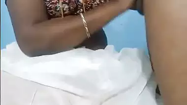 Tamil sex aunty live cam sex with partner