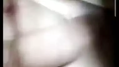 Dehati girl boob show on video call viral show
