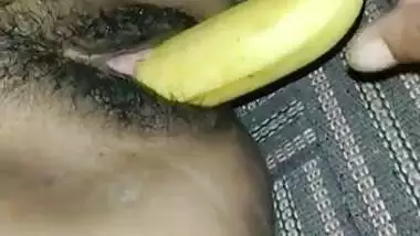 Desi Black Bhabhi Fucking With banana