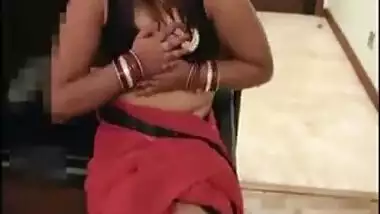 Priya Bhabhi Fingering by cousin ( Hindi Audio )