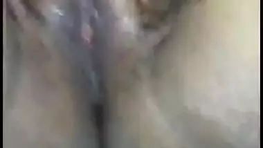 Desi aunty pussy play her husband
