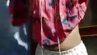 Cute Desi girl Shows her Boobs and Pussy Part 2