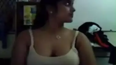 Cute Marathi Teen Shows Her Tits