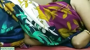 Lucky thief found beautiful bhabhi at bed! What next? Jobordosti sex with dirty audio
