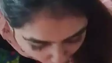 Punjabi Desi XXX housewife sucking big dick of her husband MMS