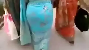 Indian sarisex / Desi big ass in blue saree for you warm cum