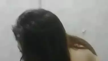 Indian girl nude bath viral selfie capture