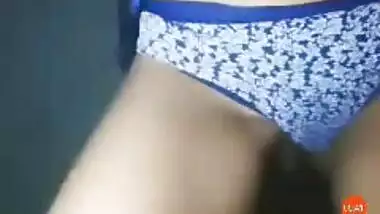 Hot girl strip in live show