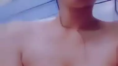 Pakistani wench showing her beautiful Desi tits for nude XXX clip