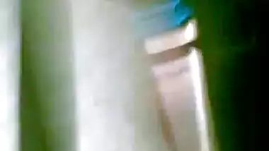 Hot Woman Desi Caught By Hidden Camera During Shower