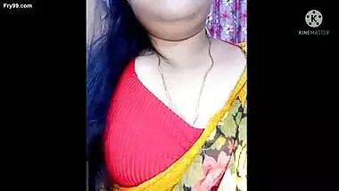 Desi Aunty Monika’s live webcam show