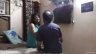 Desi Milf Boss Having Sex With Worker